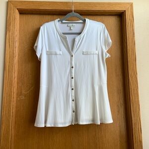 Dana Buchman Short Sleeved Blouuse